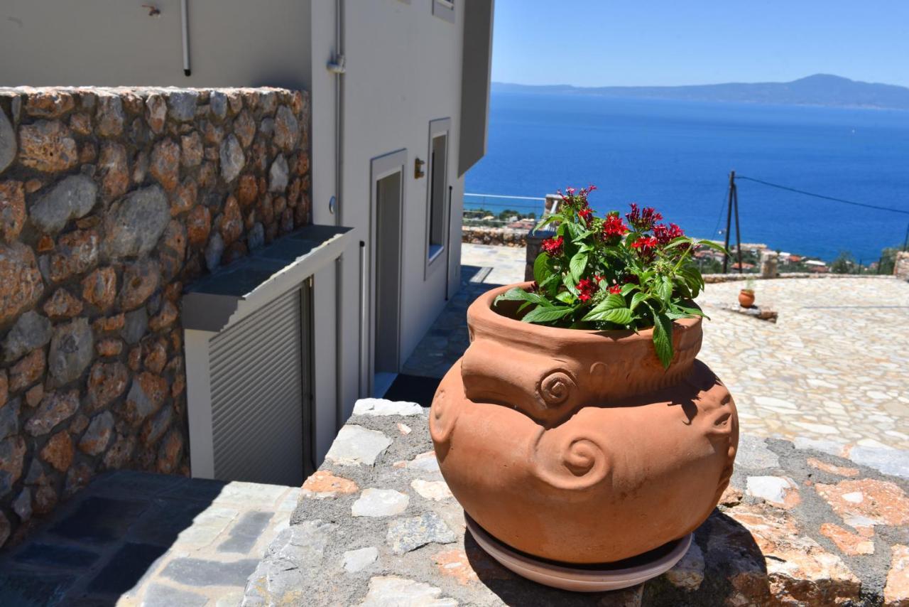 Bay View Guesthouses Kalamáta Eksteriør bilde