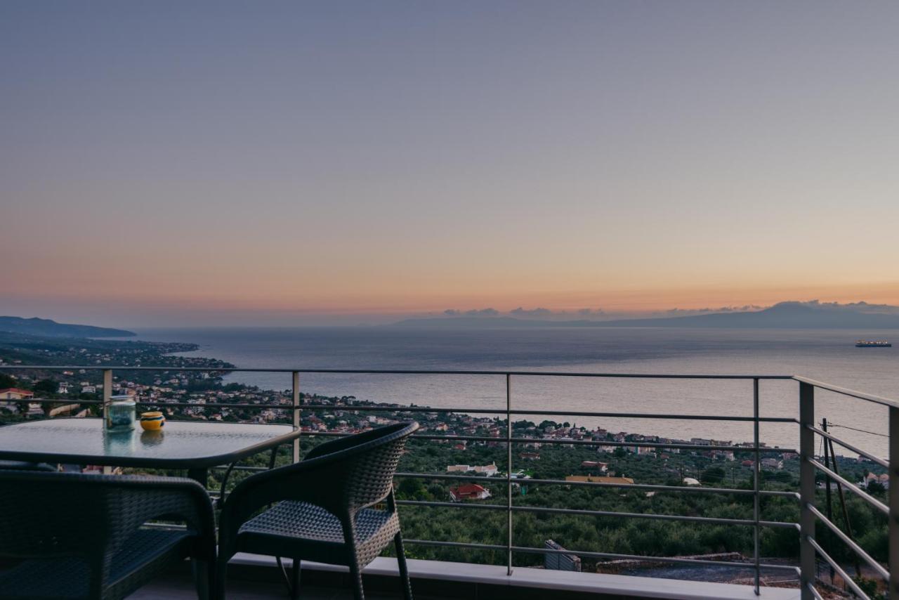 Bay View Guesthouses Kalamáta Eksteriør bilde