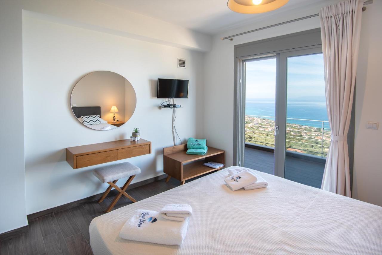 Bay View Guesthouses Kalamáta Eksteriør bilde